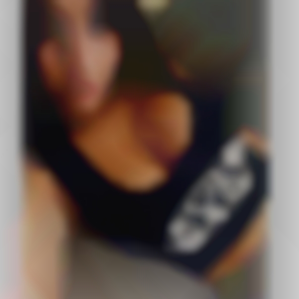 Big fit fresh pussy women wanting from sugger mama from Lakeville CT.